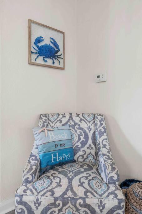 Beach Bungalow - 1 Block To Beach - Pets Welcome! นอร์ฟอล์ก ภายนอก รูปภาพ